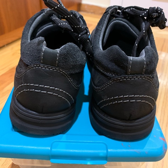 BNWT Clarks men’s genuine leather shoes. - Picture 4 of 8